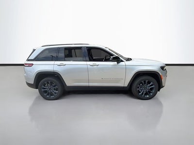2026 Jeep Grand Cherokee 85th Anniversary Edition
