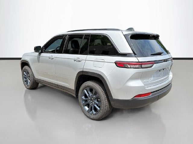 2026 Jeep Grand Cherokee 85th Anniversary Edition