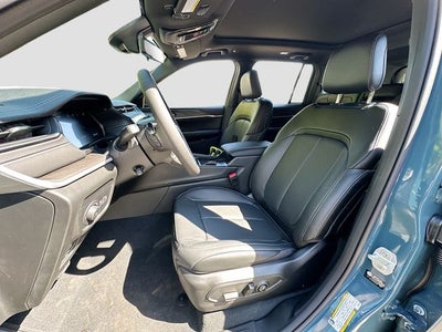 2026 Jeep Grand Cherokee Limited Reserve