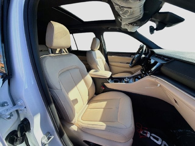 2027 Jeep Grand Cherokee Limited