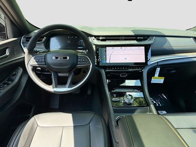 2026 Jeep Grand Cherokee 85th Anniversary Edition