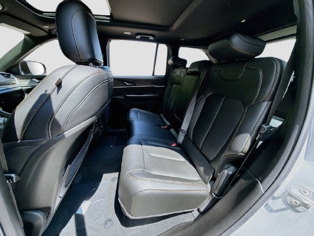 2026 Jeep Grand Cherokee 85th Anniversary Edition