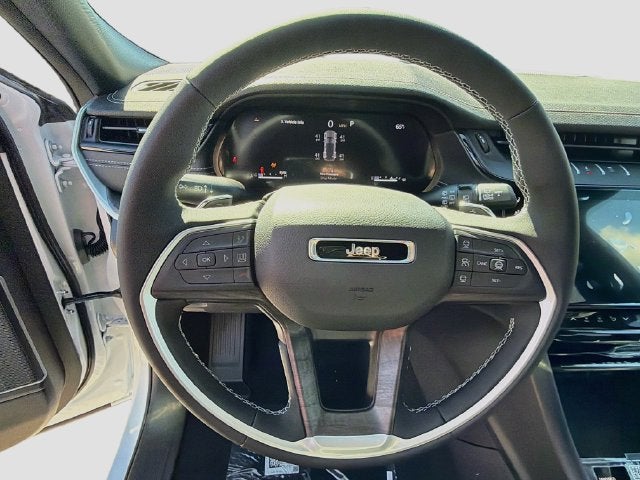 2027 Jeep Grand Cherokee Limited Reserve