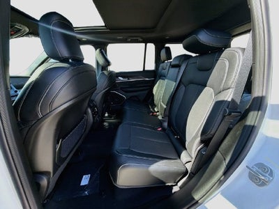 2027 Jeep Grand Cherokee Limited Reserve