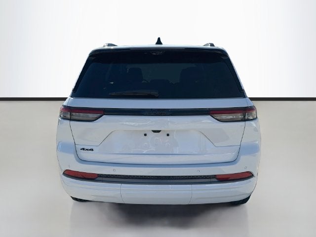 2027 Jeep Grand Cherokee Limited Reserve