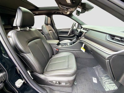 2026 Jeep Grand Cherokee 85th Anniversary Edition