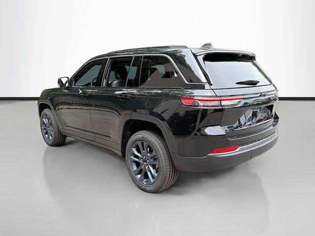 2026 Jeep Grand Cherokee 85th Anniversary Edition