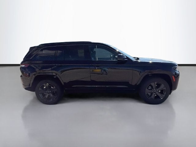 2027 Jeep Grand Cherokee Limited Reserve