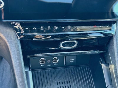 2027 Jeep Grand Cherokee Limited Reserve