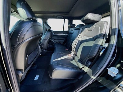 2027 Jeep Grand Cherokee Limited Reserve
