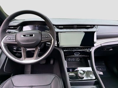 2026 Jeep Grand Cherokee Limited Reserve