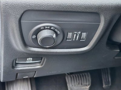 2027 Jeep Grand Cherokee L Laredo