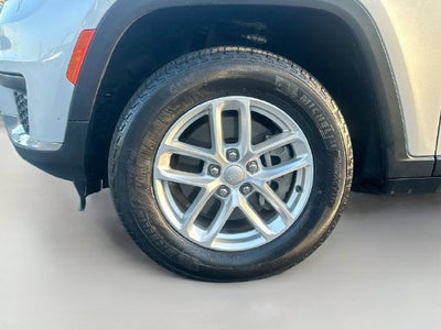 2024 Jeep Grand Cherokee L Laredo