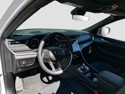 2026 Jeep Grand Cherokee L Laredo