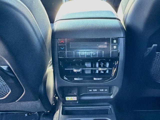 2027 Jeep Grand Cherokee L Limited