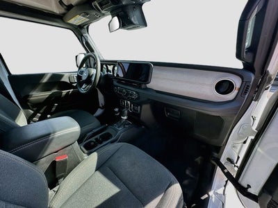 2024 Jeep Wrangler Sahara 4xe