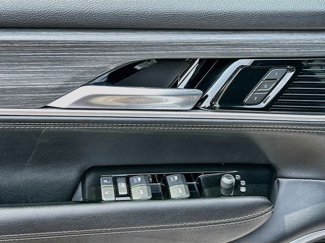 2023 Jeep Wagoneer L Series II