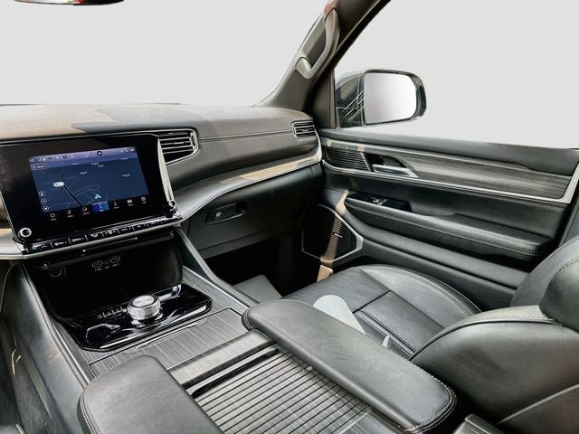 2023 Jeep Wagoneer L Series II