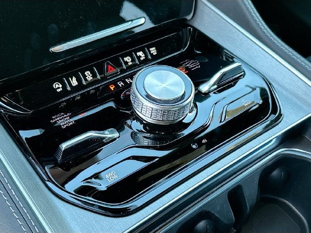 2026 Jeep Grand Wagoneer Upland