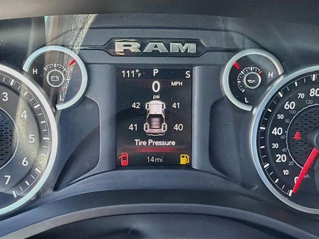2027 RAM 1500 Big Horn/Lone Star