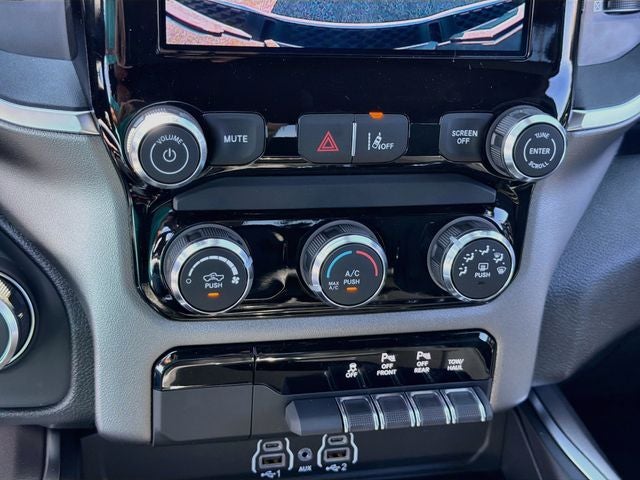 2027 RAM 1500 Big Horn/Lone Star