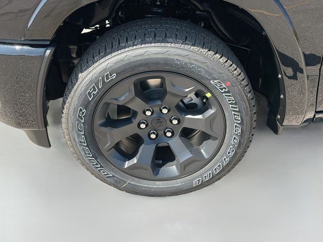 2027 RAM 1500 Big Horn/Lone Star