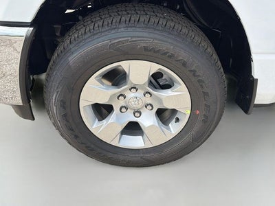2027 RAM 1500 Big Horn/Lone Star