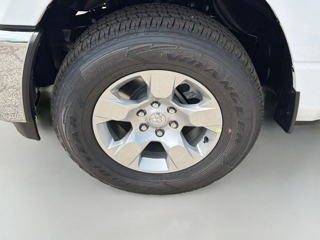 2027 RAM 1500 Big Horn/Lone Star