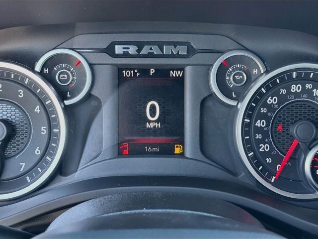 2027 RAM 1500 Big Horn/Lone Star