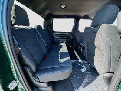 2027 RAM 1500 Big Horn/Lone Star