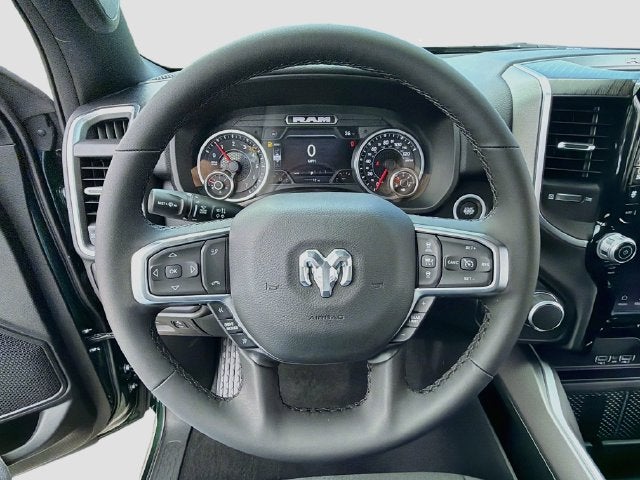 2027 RAM 1500 Big Horn/Lone Star