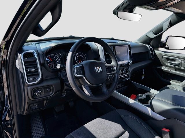 2027 RAM 1500 Big Horn/Lone Star