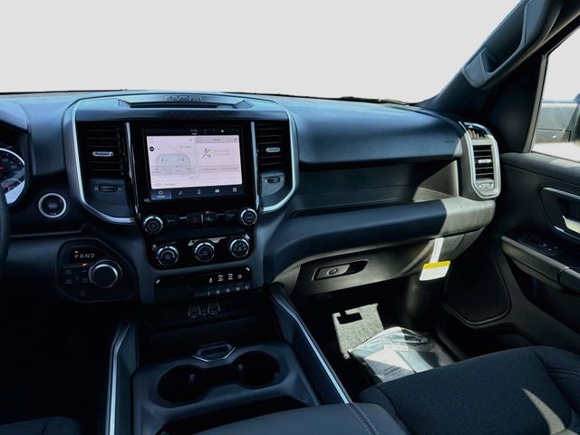 2027 RAM 1500 Big Horn/Lone Star