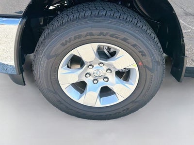 2027 RAM 1500 Big Horn/Lone Star