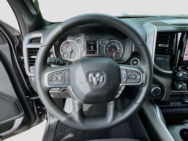 2027 RAM 1500 Big Horn/Lone Star