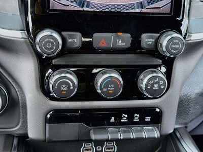 2027 RAM 1500 Big Horn/Lone Star