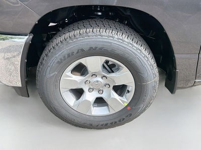 2027 RAM 1500 Big Horn/Lone Star