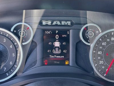 2027 RAM 1500 Big Horn/Lone Star