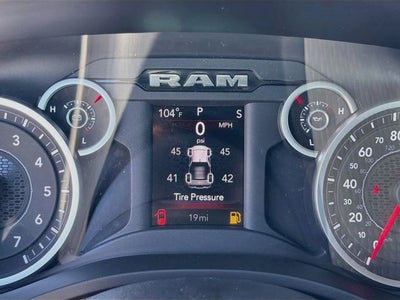 2027 RAM 1500 Big Horn/Lone Star