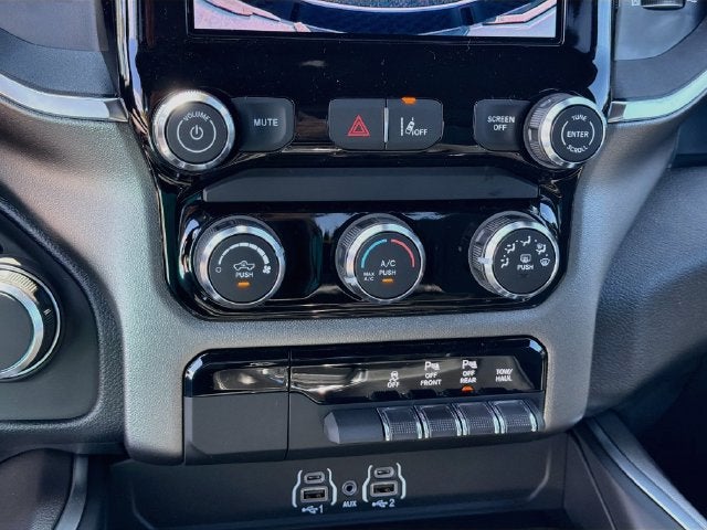 2027 RAM 1500 Big Horn/Lone Star