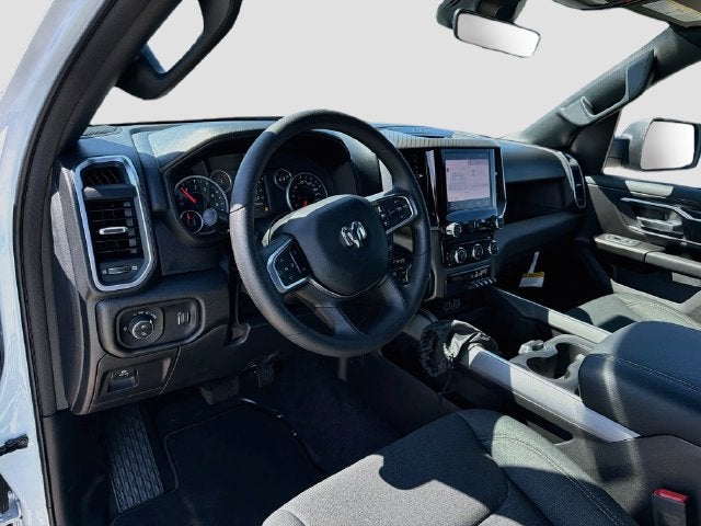 2027 RAM 1500 Big Horn/Lone Star