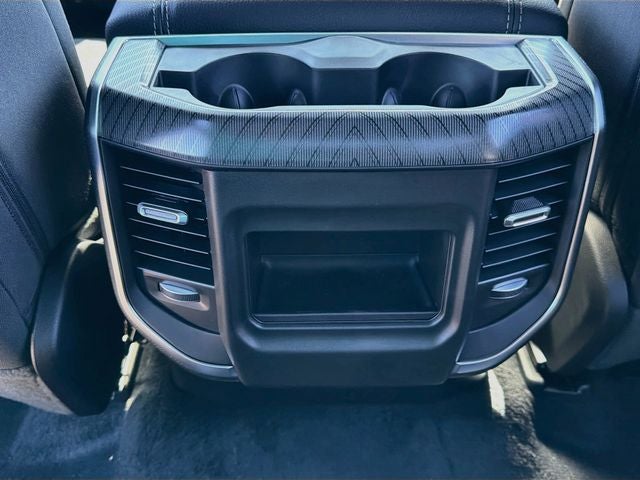 2027 RAM 1500 Big Horn/Lone Star