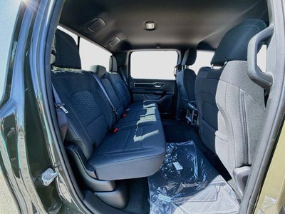 2027 RAM 1500 Big Horn/Lone Star