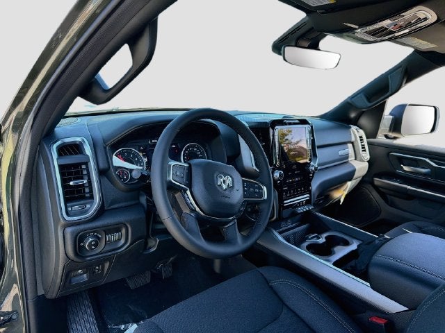 2027 RAM 1500 Big Horn/Lone Star