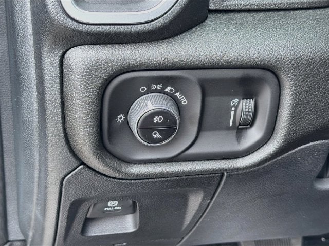2027 RAM 1500 Big Horn/Lone Star