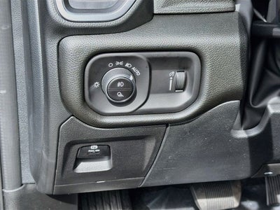 2027 RAM 1500 Big Horn/Lone Star
