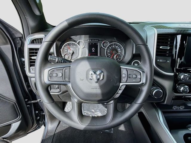 2027 RAM 1500 Big Horn/Lone Star