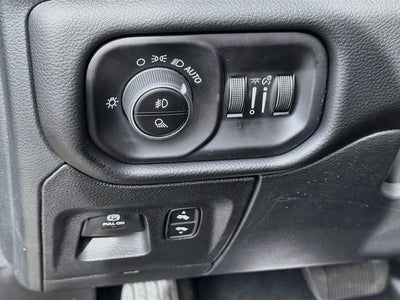 2027 RAM 1500 Big Horn/Lone Star