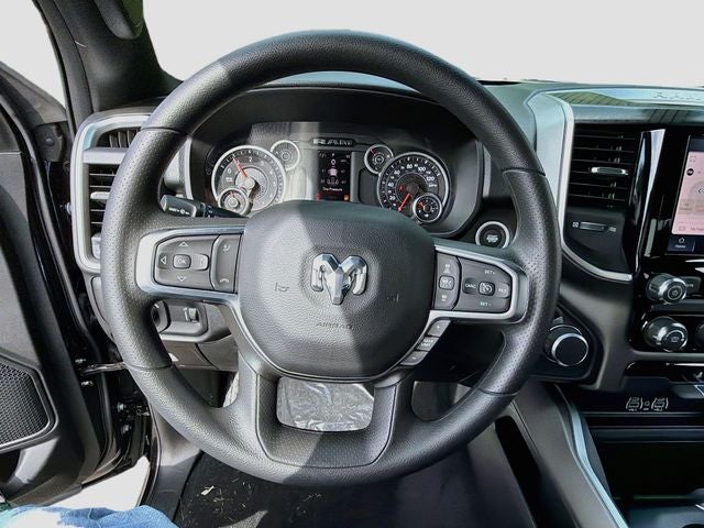 2027 RAM 1500 Big Horn/Lone Star