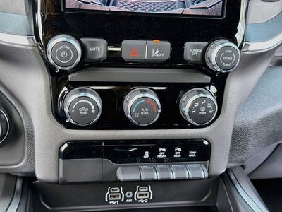 2027 RAM 1500 Big Horn/Lone Star